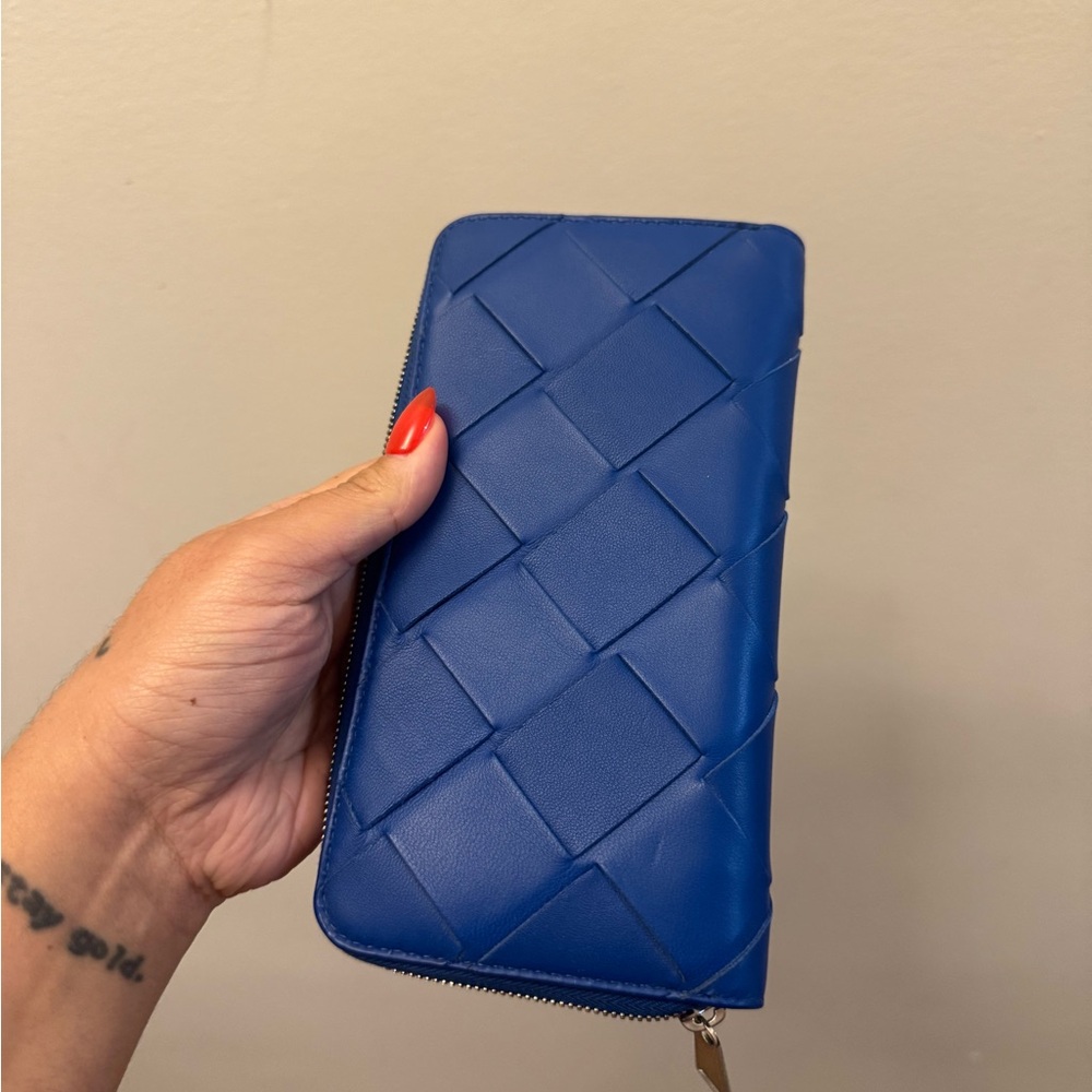Bottega Veneta wallet